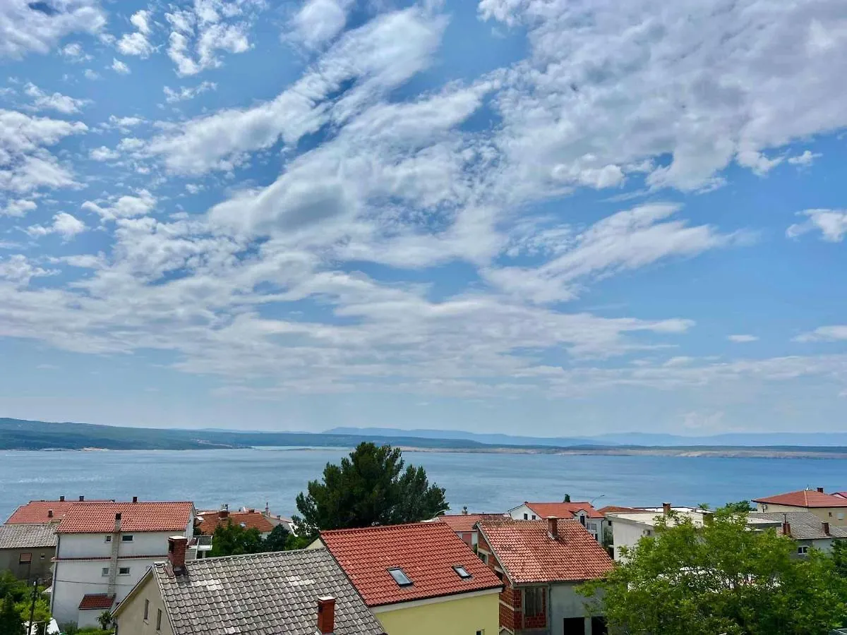 Apartments In Crikvenica 44153